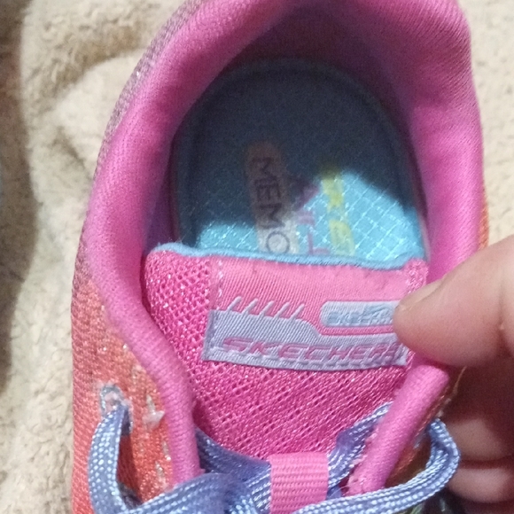 Skechers Kids' Multicolor Gradient Sneakers - Picture 2 of 3